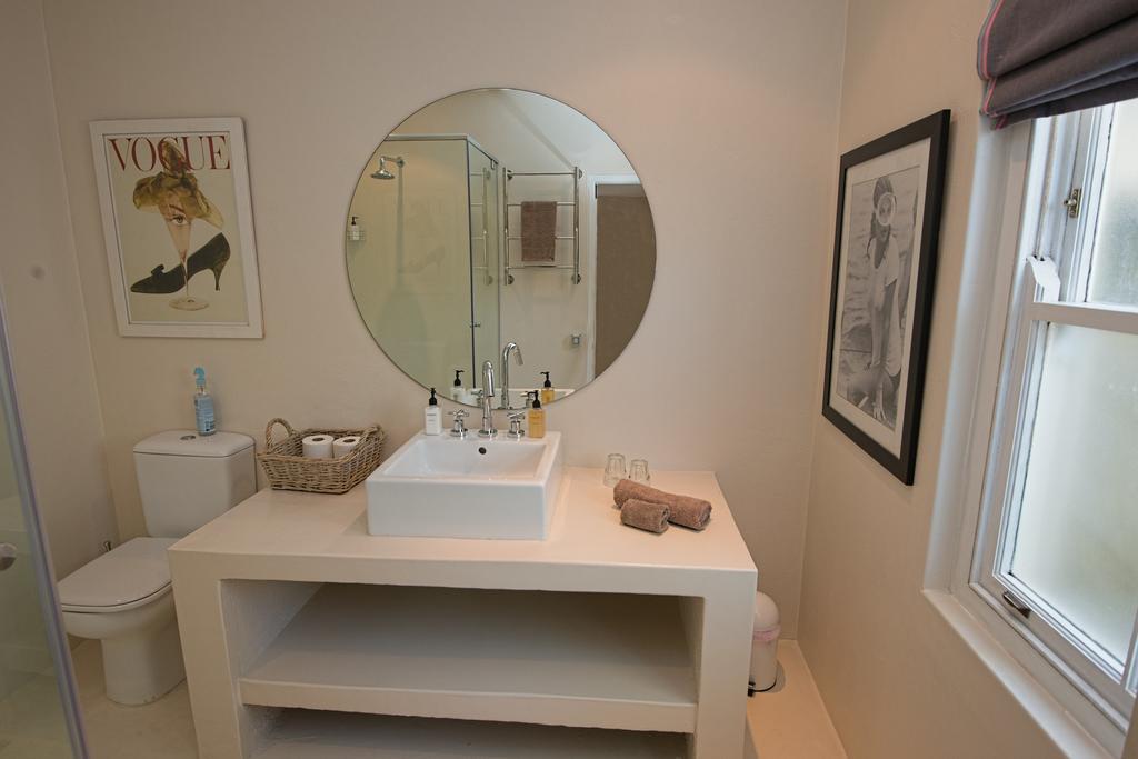 The M A P Room At Aloe Corner Self Catering Franschhoek Buitenkant foto